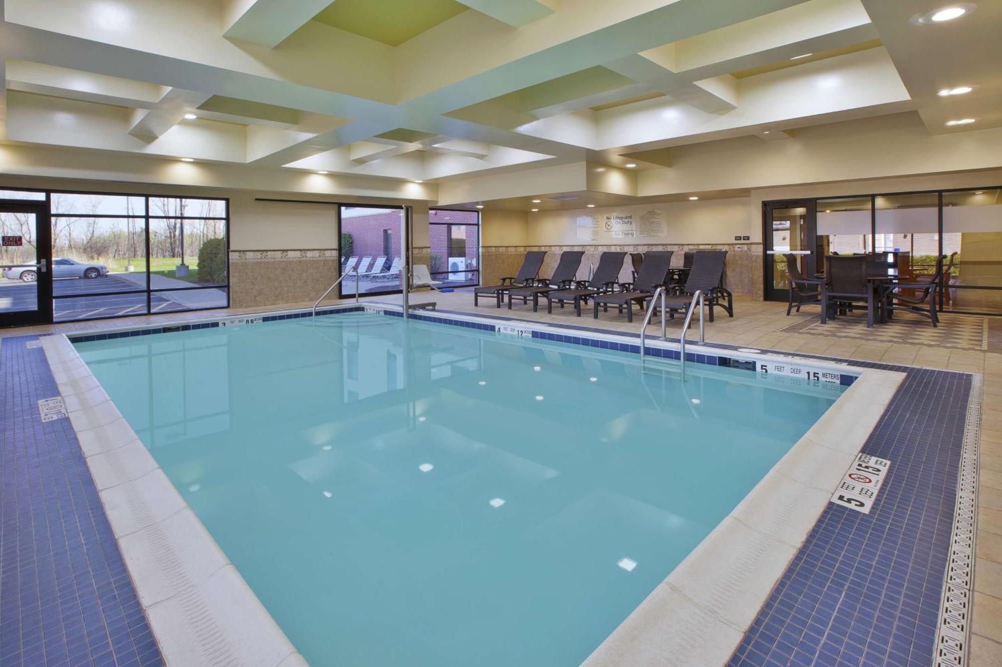 Hampton Inn & Suites Plattsburgh Bagian luar foto