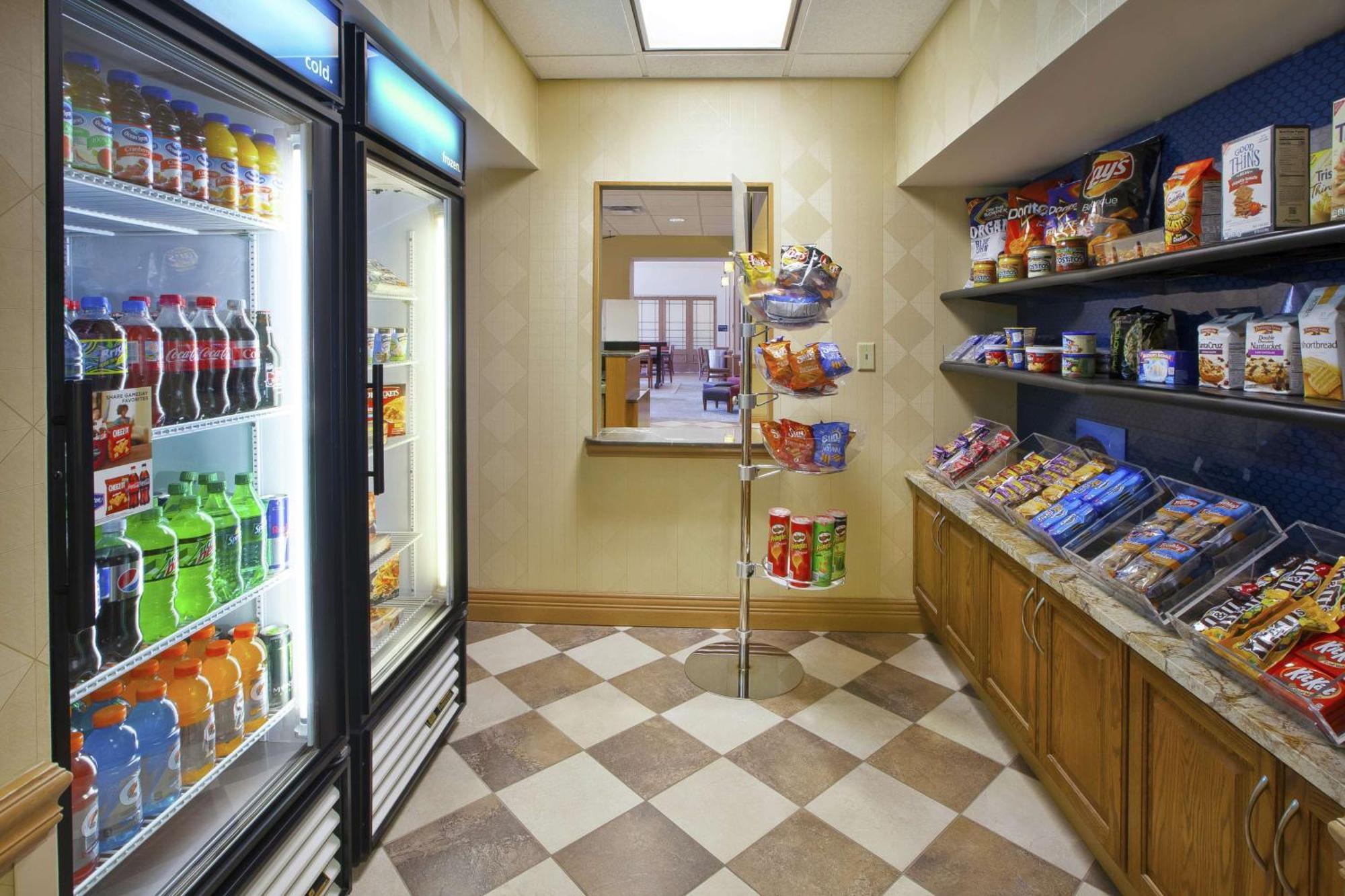Hampton Inn & Suites Plattsburgh Bagian luar foto